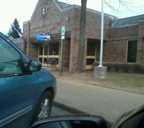 United States Postal Service - Woodstock, IL