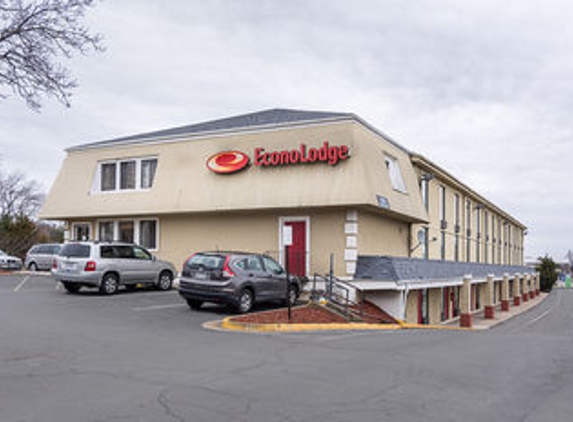 Econo Lodge - Dumfries, VA