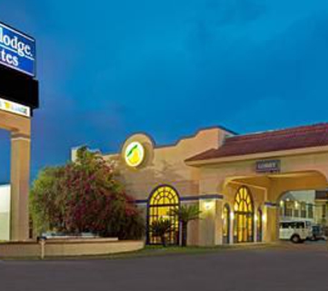 Travelodge - Kissimmee, FL