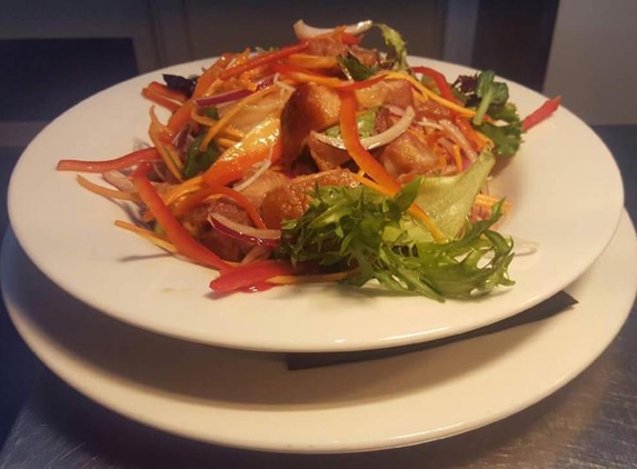 Alma Hotel - Willunga, SA. My pork and prawn salad