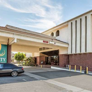 Comfort Inn & Suites Irvine Spectrum - Lake Forest, CA