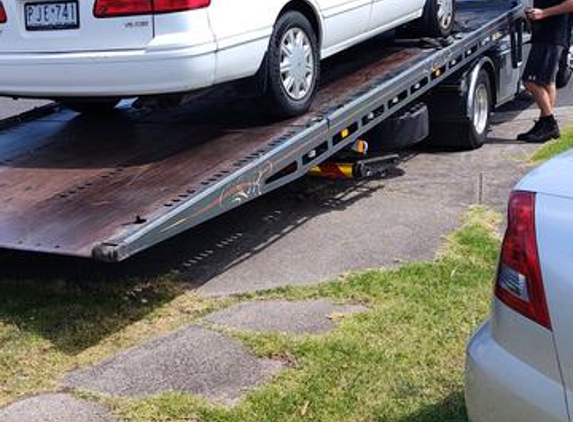 Lalor Towing Service - Epping, VIC. Hassle free!