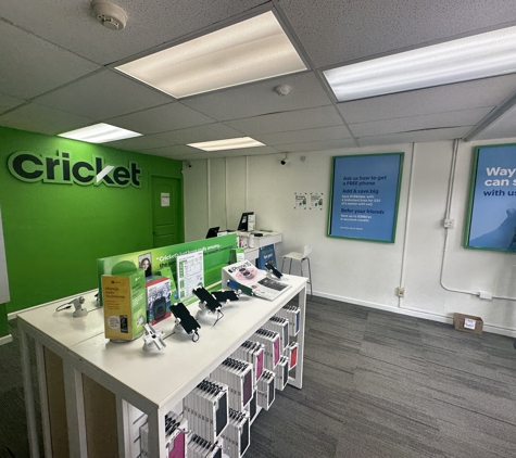 Cricket Wireless Authorized Retailer - Castroville, CA