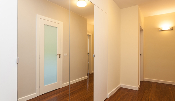 Premium Showers and Robes - Laverton North, VIC. Mirrors