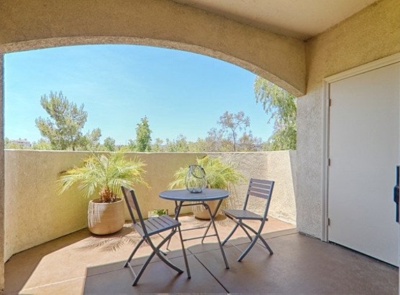 Tuscany Ridge Apartments - Temecula, CA