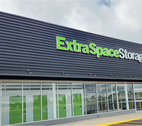 Extra Space Storage - Englewood, OH