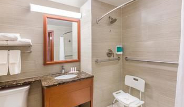 Ramada by Wyndham Flushing Queens - Flushing, NY