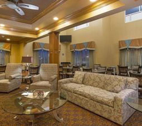 Holiday Inn Express & Suites Somerset Central - Somerset, KY