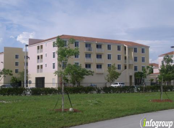 St Croix Apartments - Lauderdale Lakes, FL