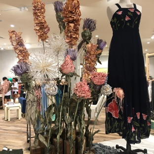 Anthropologie - Honolulu, HI