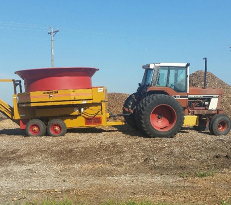 Hagens Tree Service - Pella, IA