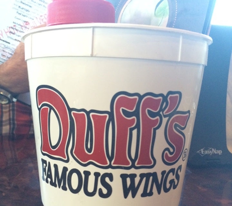 Duff's Famous Wings - Niagara Falls, NY