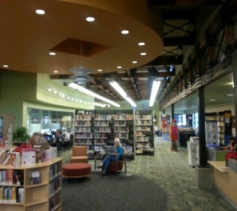Austin Public Library-Twin Oaks Branch - Austin, TX