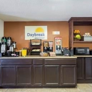 Days Inn by Wyndham Tappahannock - Tappahannock, VA