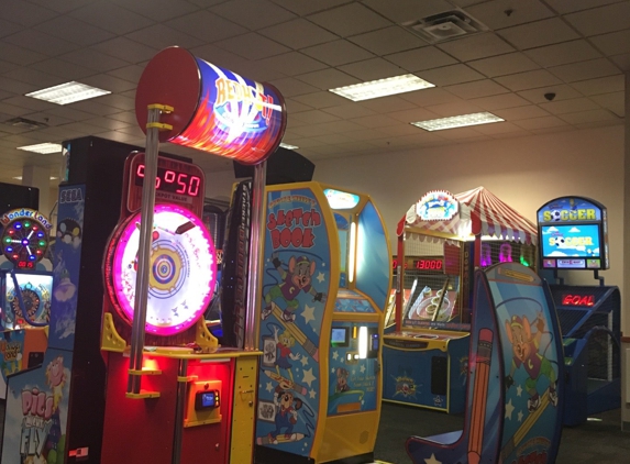 Chuck E. Cheese's - Long Beach, CA