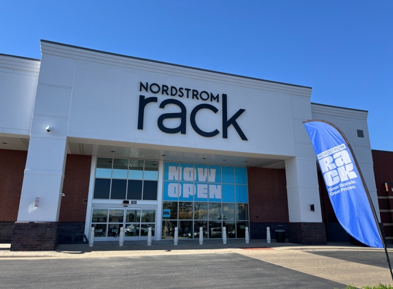 Nordstrom Rack Deerfield Towne Center - Mason, OH