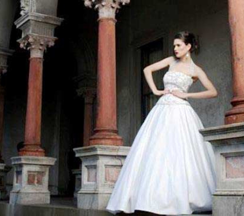 Kerry Armatas Designer Dressmaker - Springvale, VIC