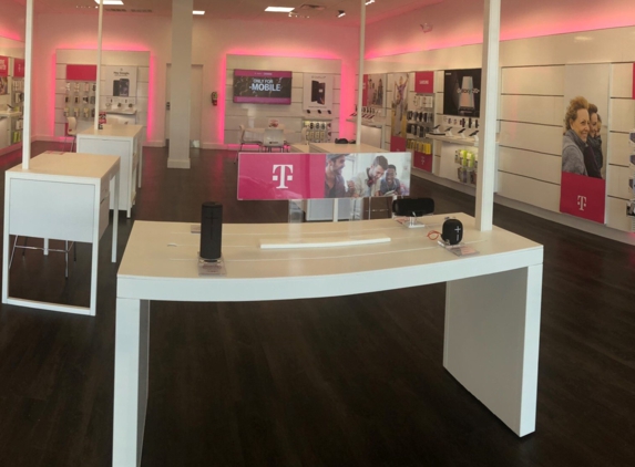 T-Mobile - Lafayette, LA