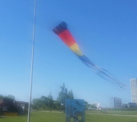 Gift of Wings Kite Store - Milwaukee, WI