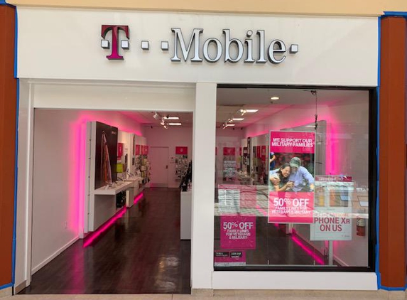 T-Mobile - Newport News, VA