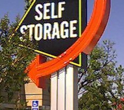 Route 66 Self Storage - Pomona, CA