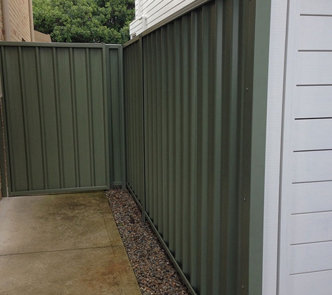 All Around Fencing - Gerringong, NSW. Aussie steel, Colorbond.