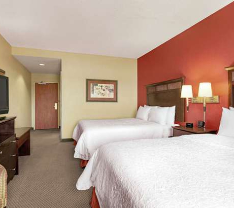 Hampton Inn & Suites Lawton - Lawton, OK