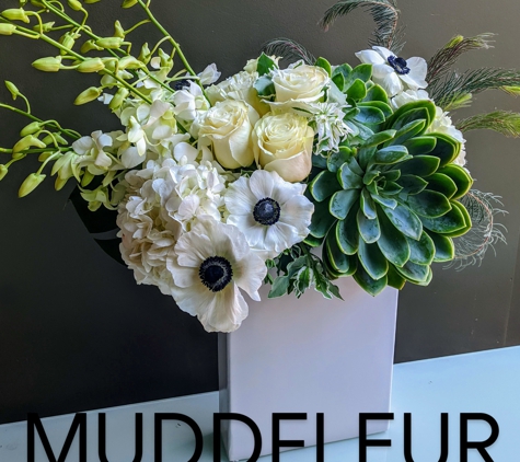 Mudd Fleur - Chicago, IL. White Moderna is The best locally available and imported blooms.