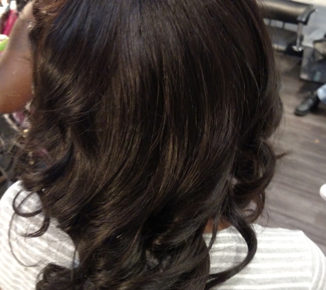 A Touch Of Te'Hair Studio - Baltimore, MD. Comfortable 14" length