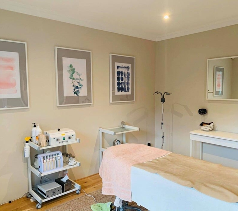 Beauty By Donna Hussey - Doubleview, WA