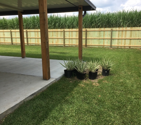 PREMIUM FENCING & LAWN SERVICES - Crowley, LA