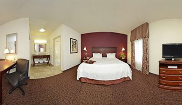 Hampton Inn & Suites Muncie - Muncie, IN