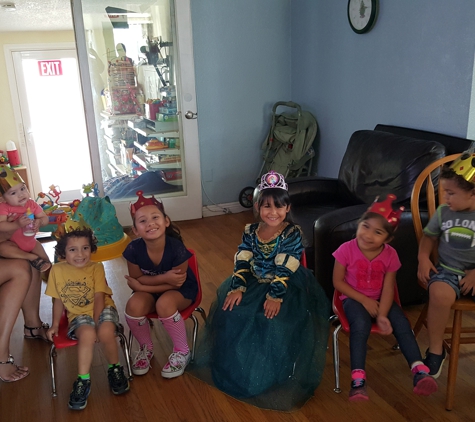 Orozco Family Daycare - Downey, CA