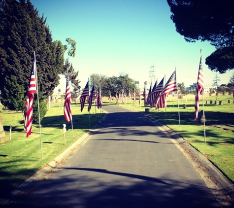 Ivy Lawn Funeral Home - Ventura, CA