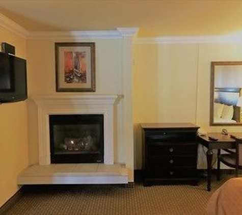 Stargazer Inn and Suites - Monterey, CA