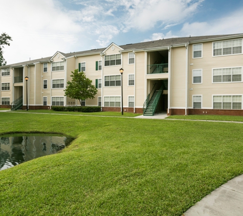 Eagles Pointe Apartments - Brunswick, GA