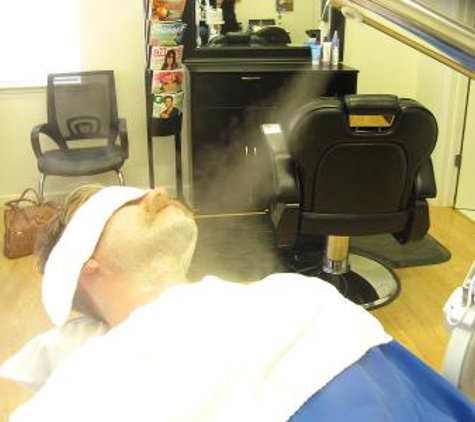 Cali BarberShop - Santa Cruz, CA. The best way to have a SPA SHAVE comfort for your skin or HOT TOWEL,