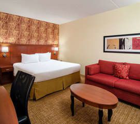 Courtyard by Marriott Charlotte SouthPark - Charlotte, NC