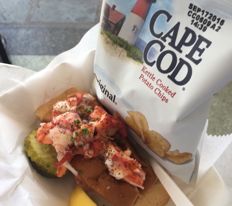 Quincy's Original Lobster Rolls - Cape May, NJ