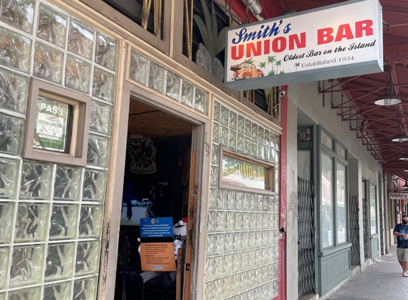 Smith's Union Bar - Honolulu, HI