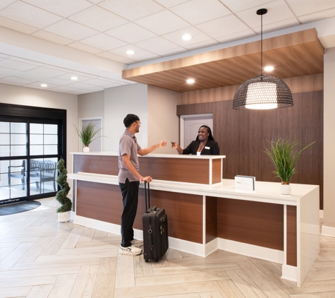 Staybridge Suites Atlanta Airport, an IHG Hotel - Hapeville, GA