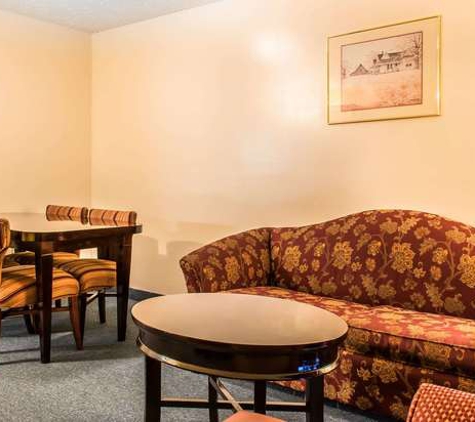 Econo Lodge - White Haven, PA