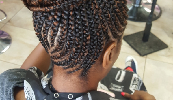 Blanca's Braids Hair Braiding Salon - Garden City, MI