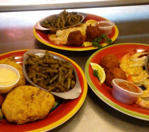 Crackerbox Restaurant - Fort Myers, FL. Fried crabcake, grilled gulf shrimp