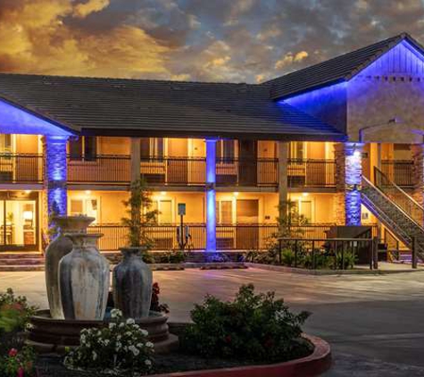 Days Inn by Wyndham Galt - Galt, CA