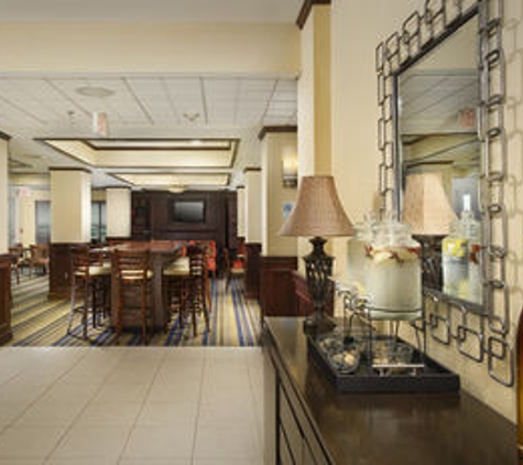 Holiday Inn Express & Suites San Antonio-West(Seaworld Area - San Antonio, TX