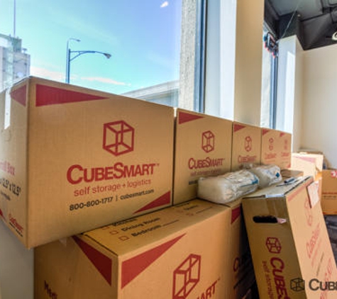 CubeSmart Self Storage - Chicago, IL