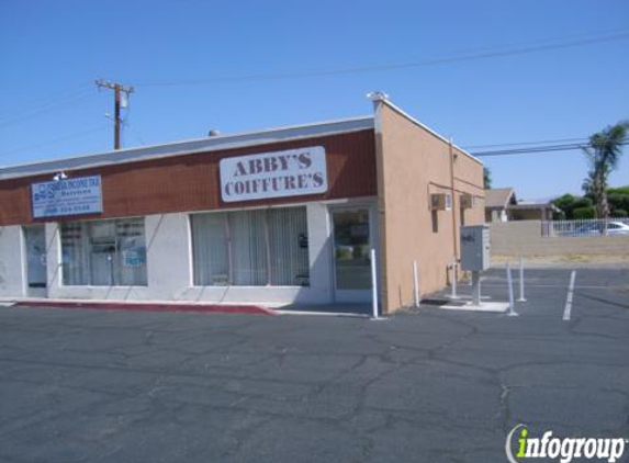 Saritas Hair Salon - Cathedral City, CA