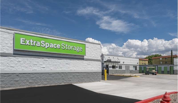 Extra Space Storage - Albuquerque, NM