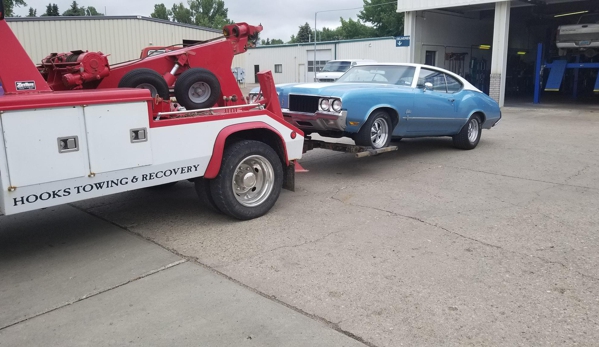 Hook's Towing and Recovery - Mandan, ND